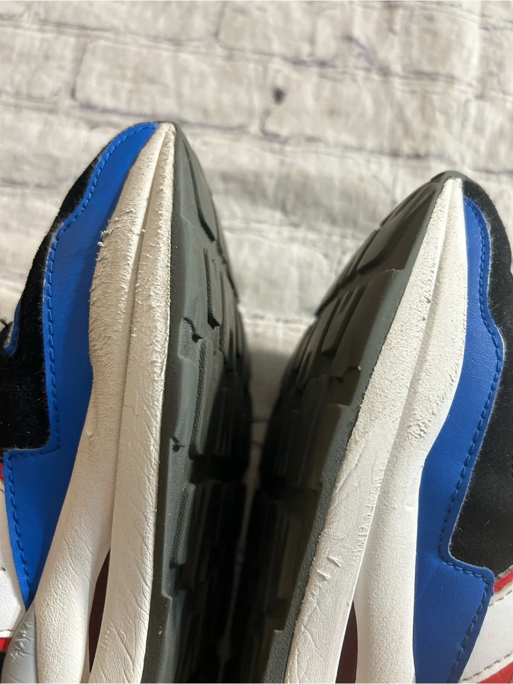 New Balance figs new